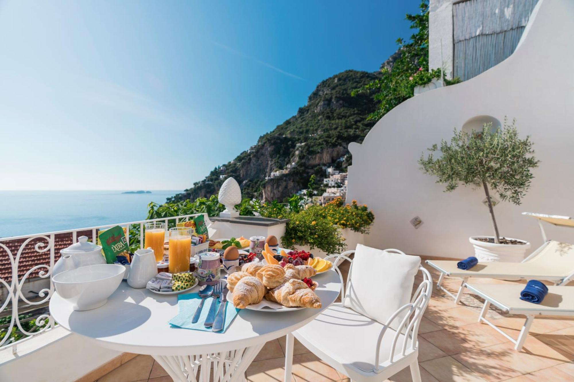 Hotel Il Gabbiano Positano Exterior photo